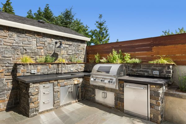 Outdoor Kitchen Installation