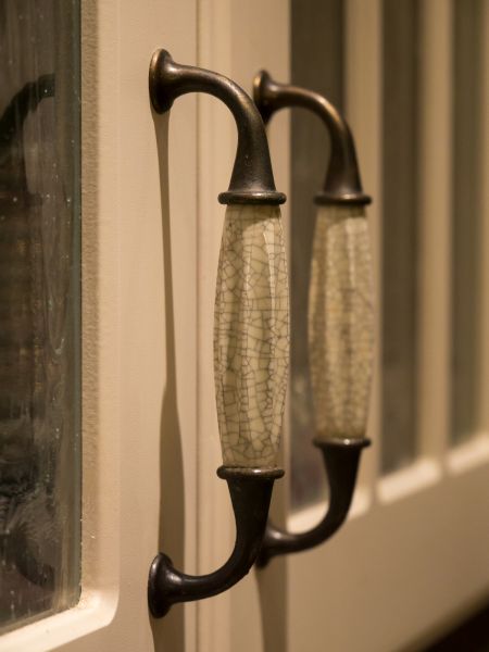 Cabinet Pulls Replacement in Royse City